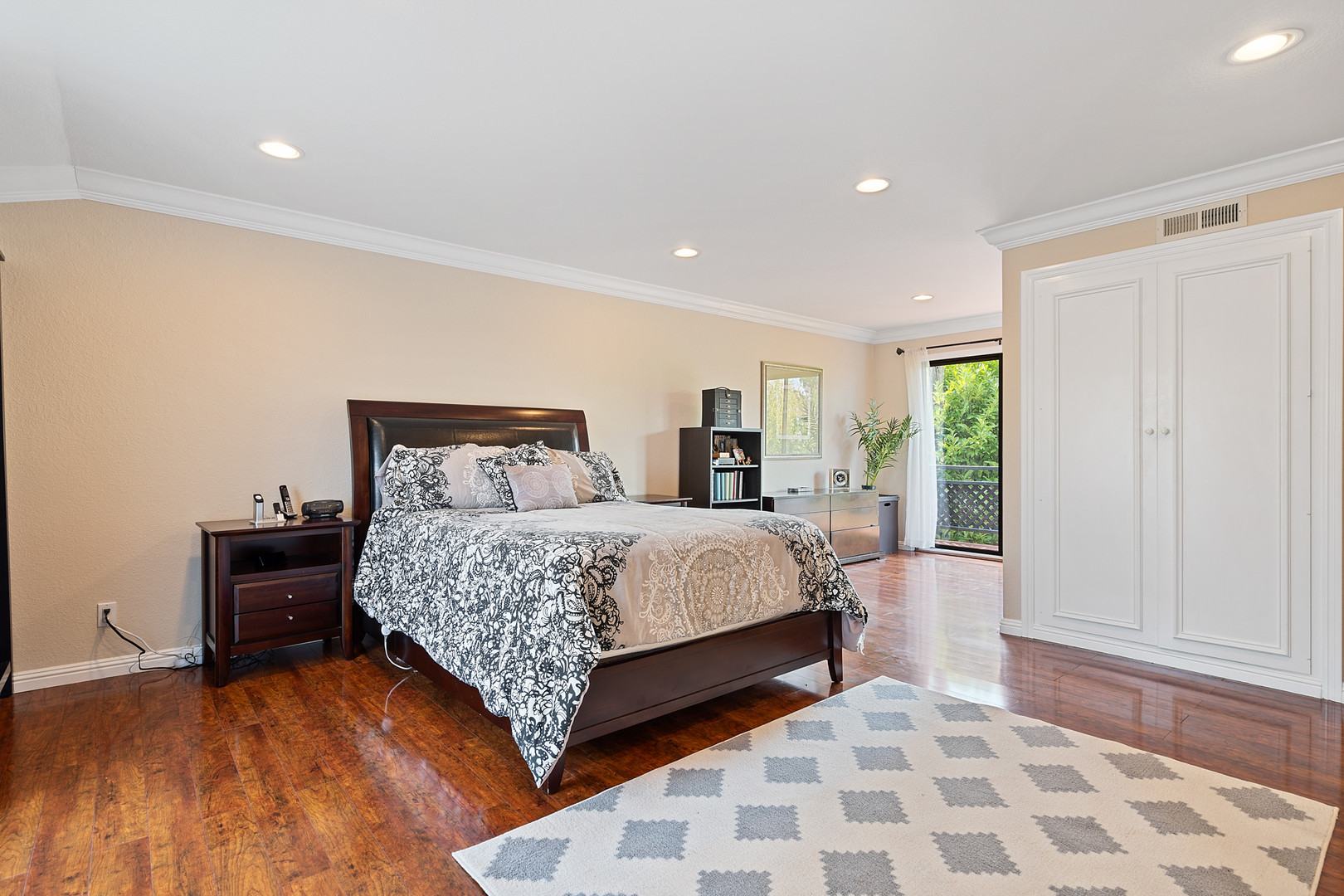 Real estate in Millbrae