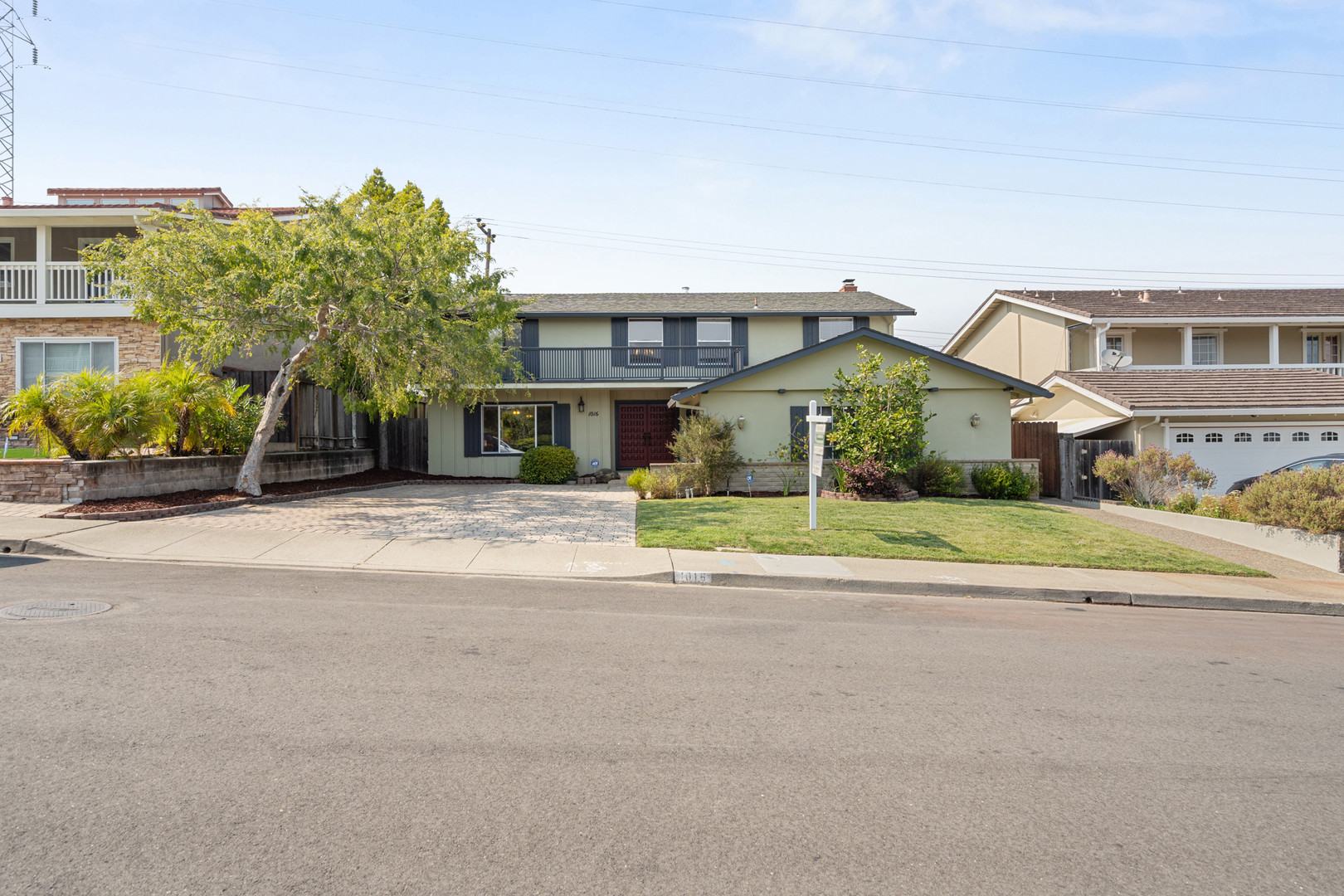 Real estate listings in Millbrae