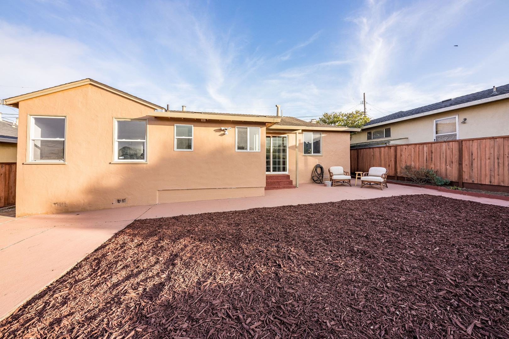 Real estate listings in Daly City