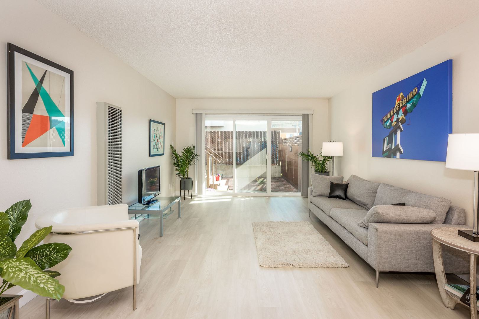 Real estate listings in Daly City
