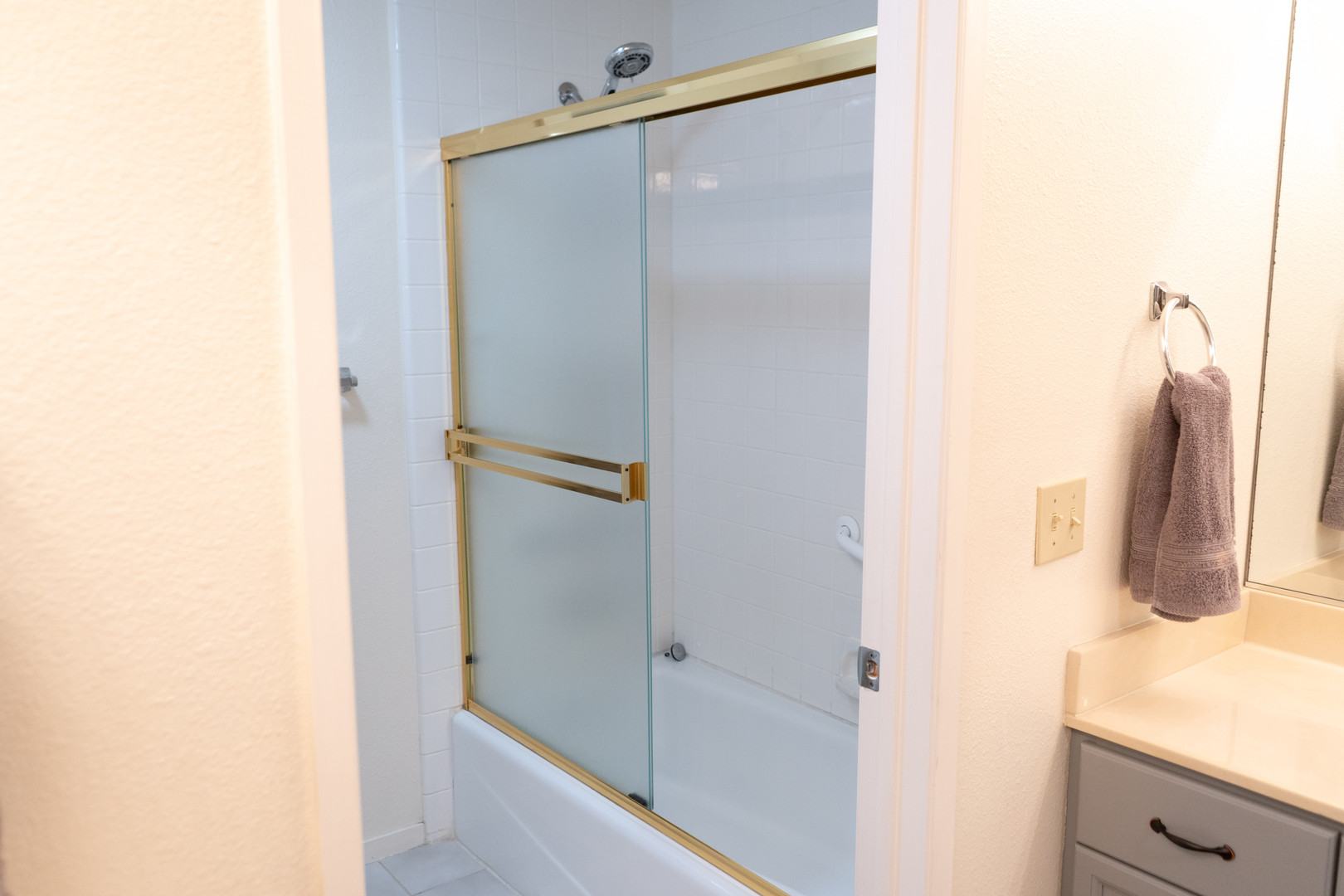 Real estate listings in San Mateo