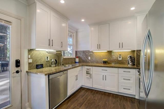 Property Listings in Woodside