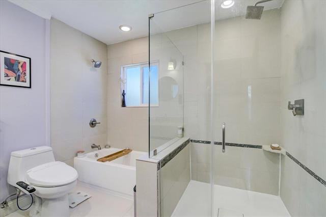 Real estate for sale in Woodside