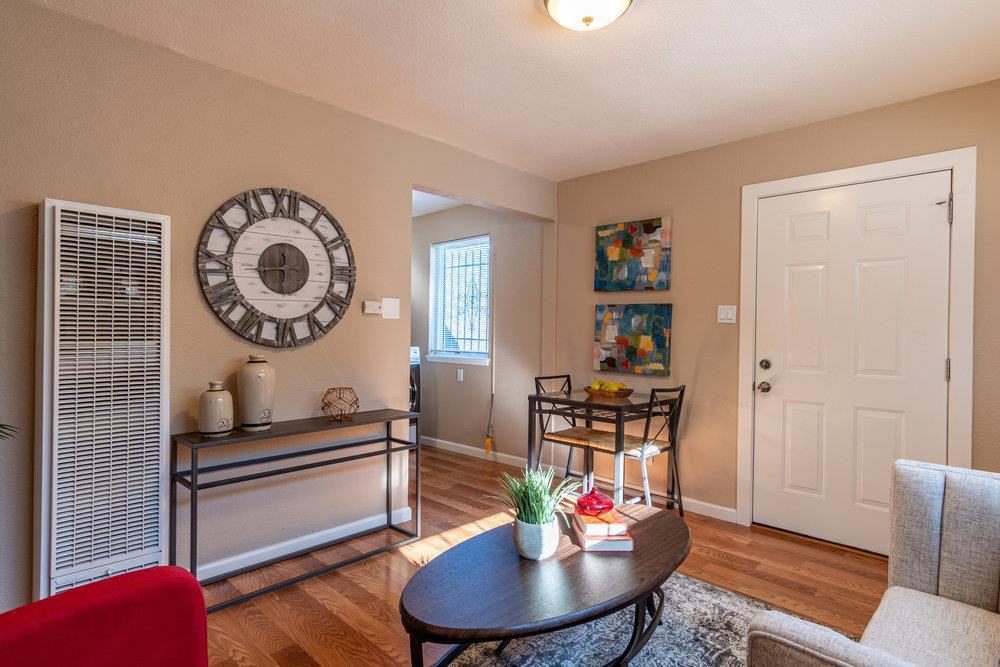 Real estate in Redwood City