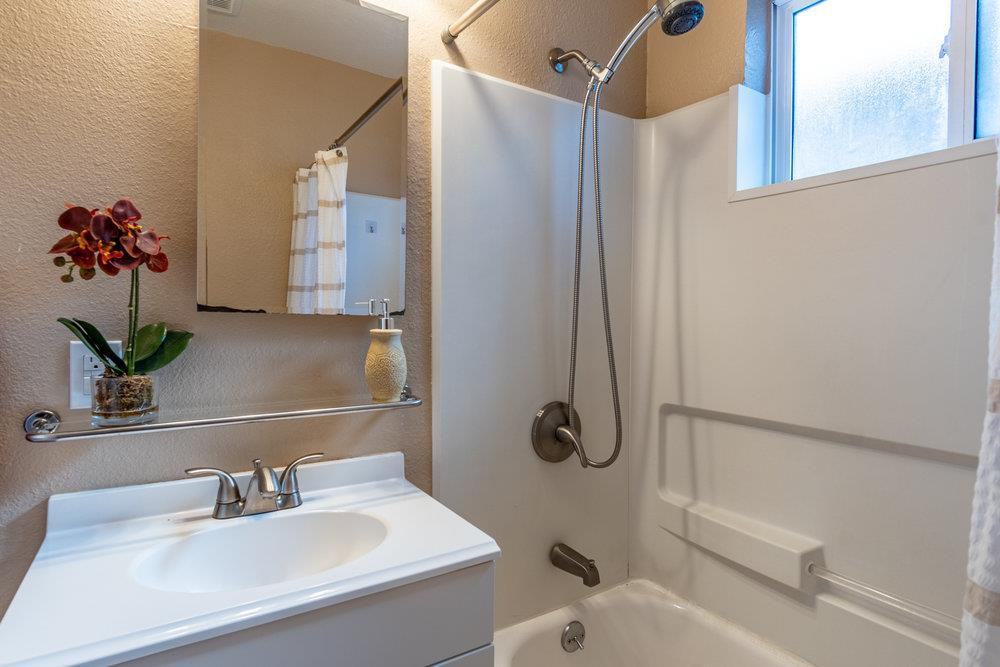 Real estate listings in Redwood City