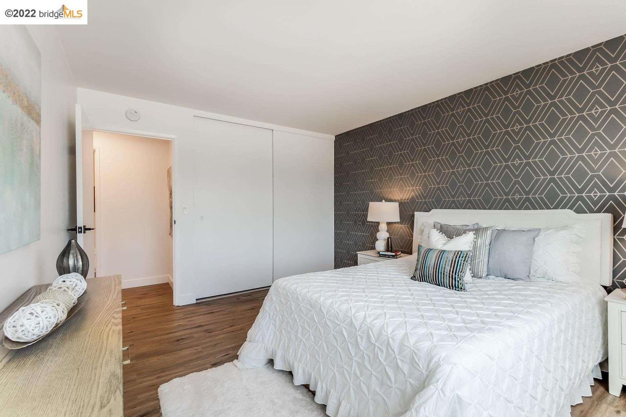 Property Listings in Oakland