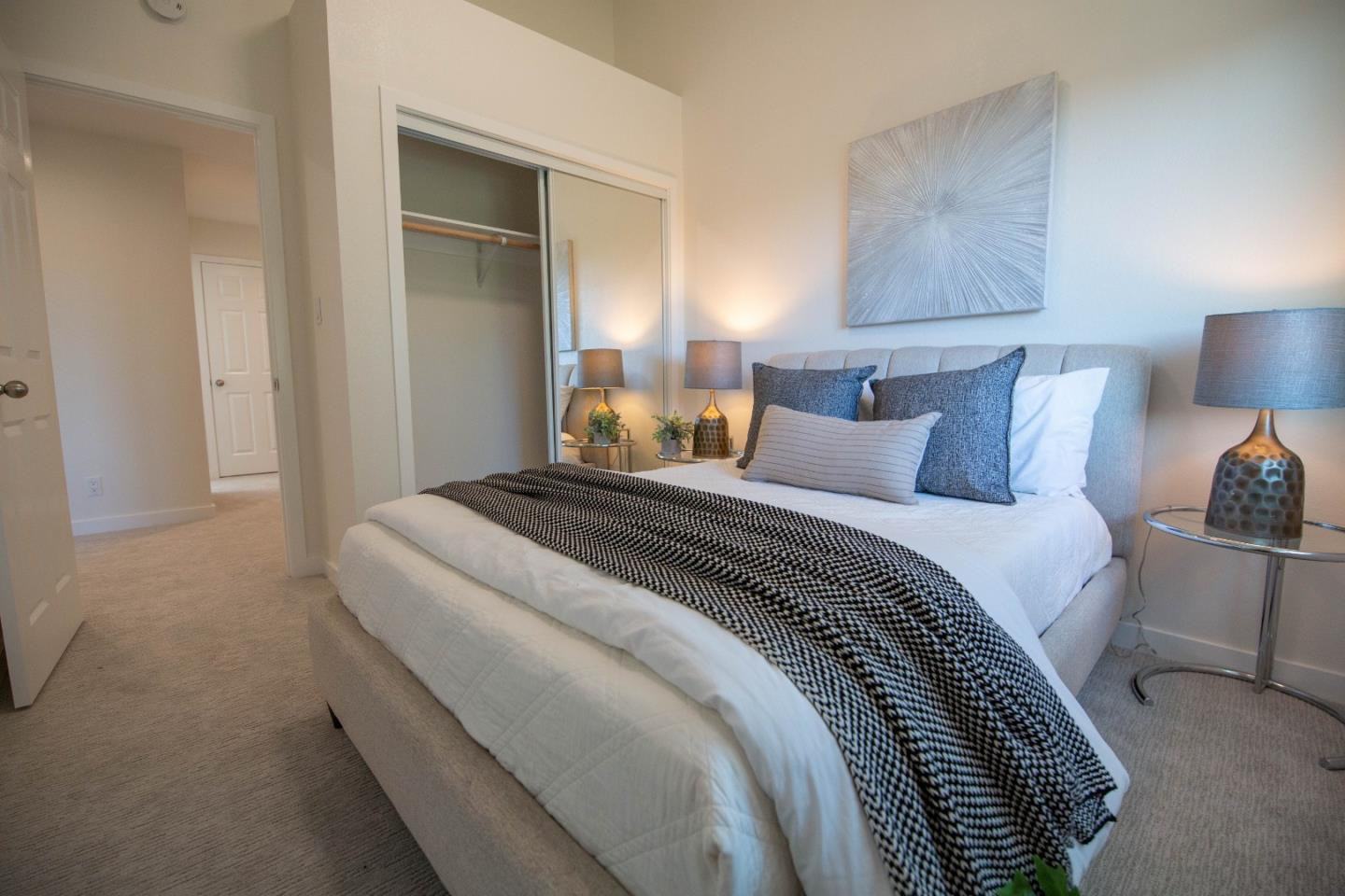 Real estate in REDWOOD CITY