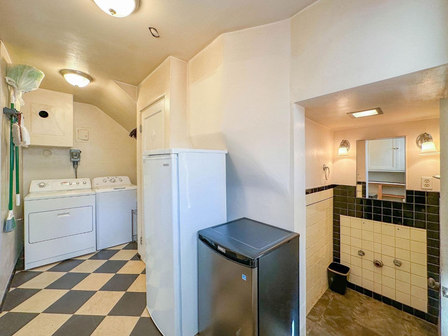 Real estate in REDWOOD CITY