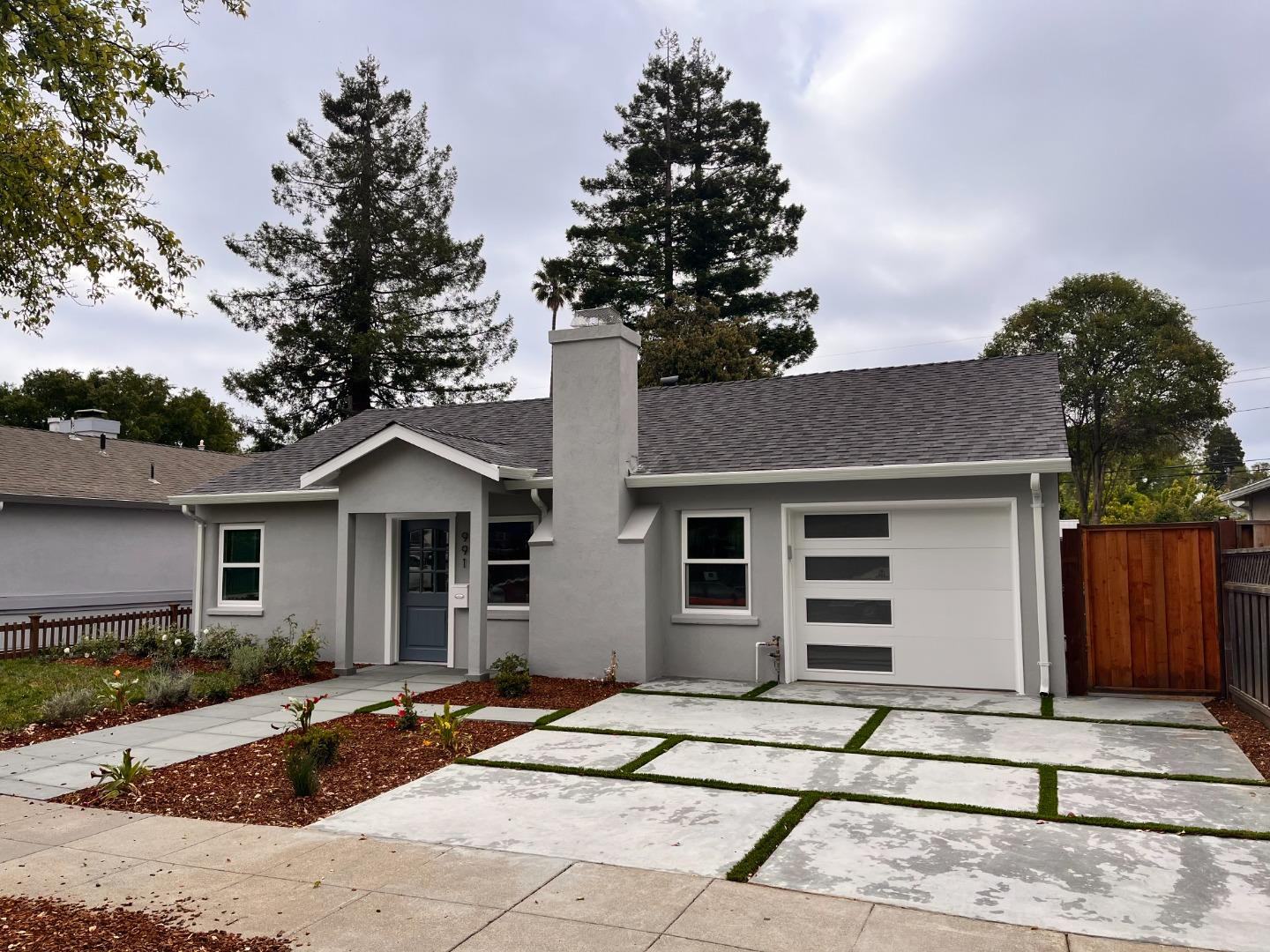 Real estate listings in SAN CARLOS