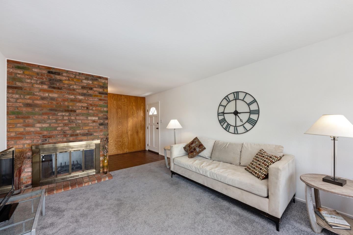 Real estate listings in DALY CITY
