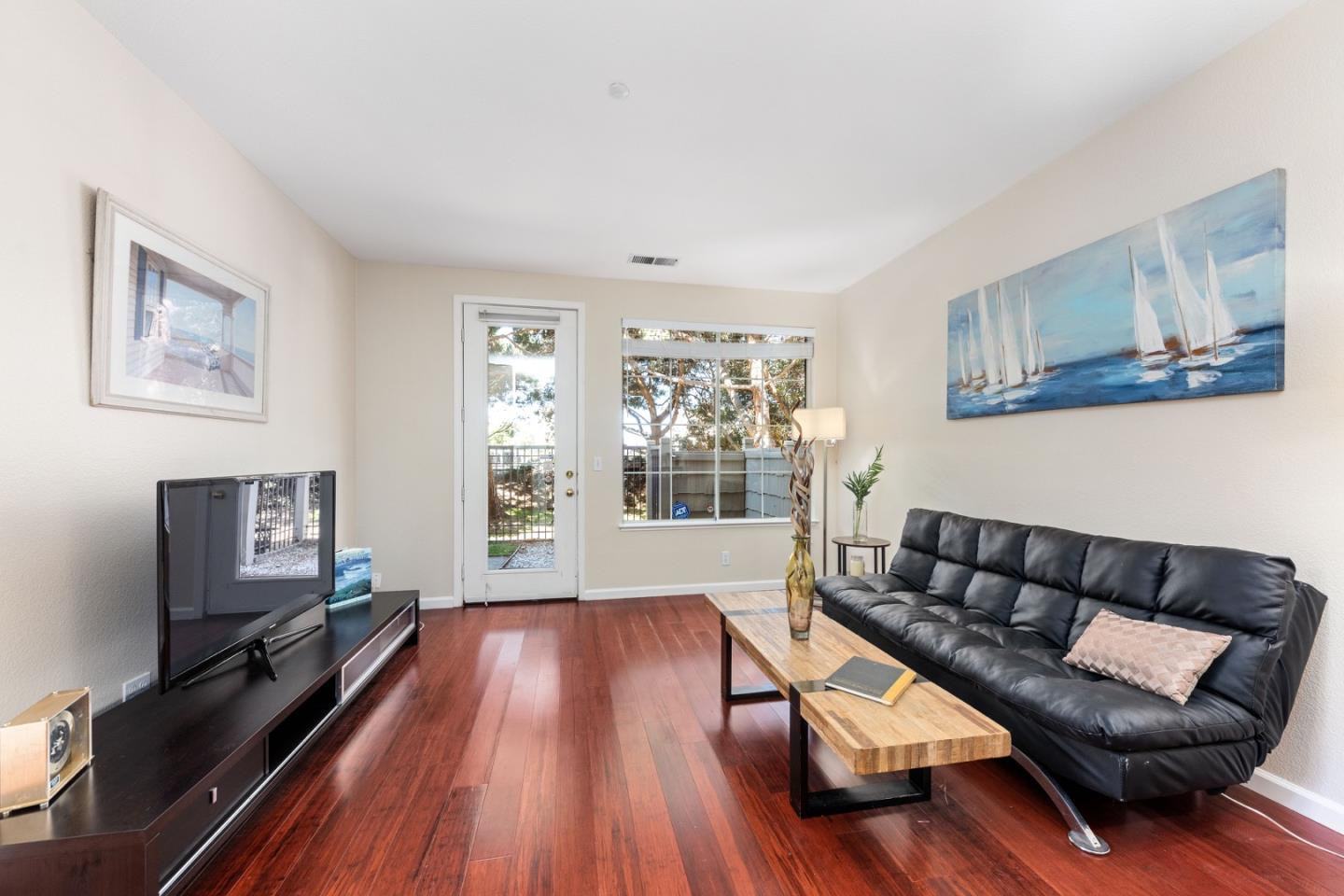 Property Listings in REDWOOD CITY