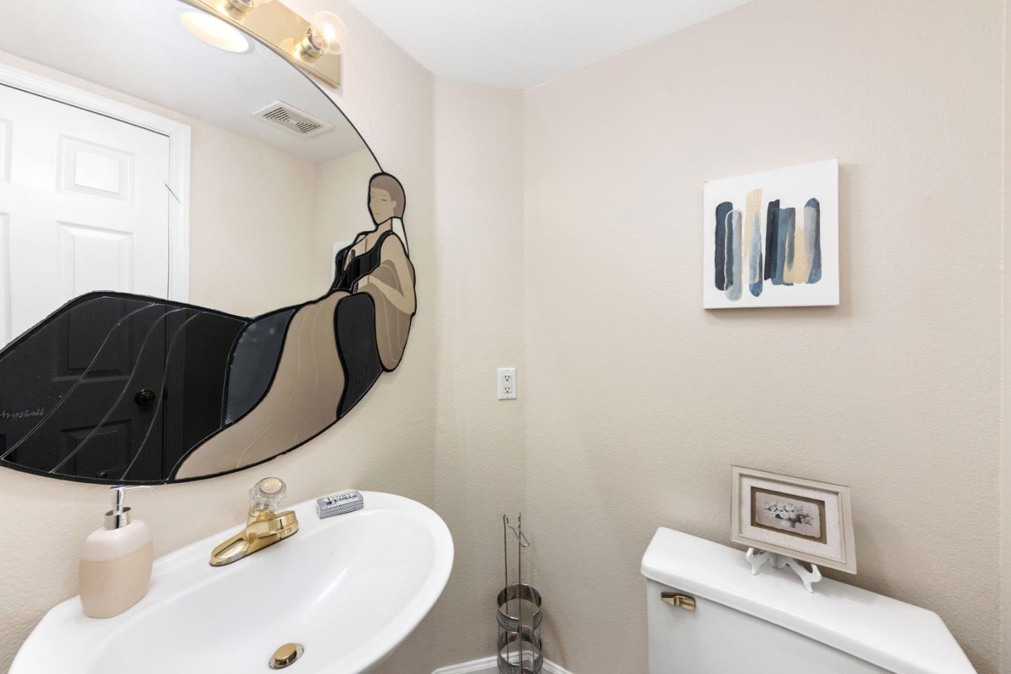 Property Listings in REDWOOD CITY