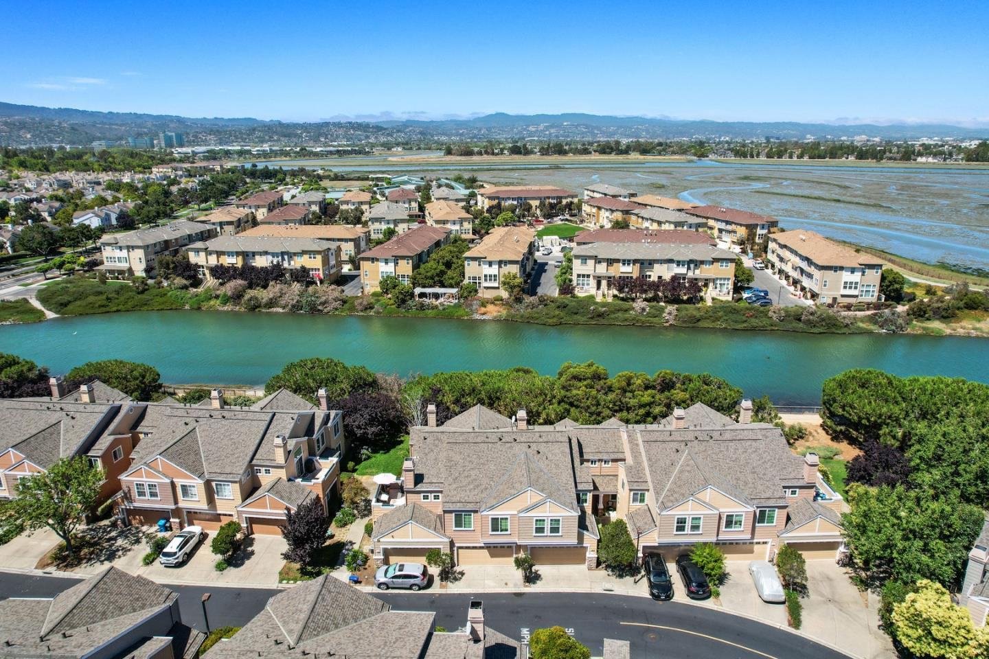 Real estate listings in REDWOOD CITY