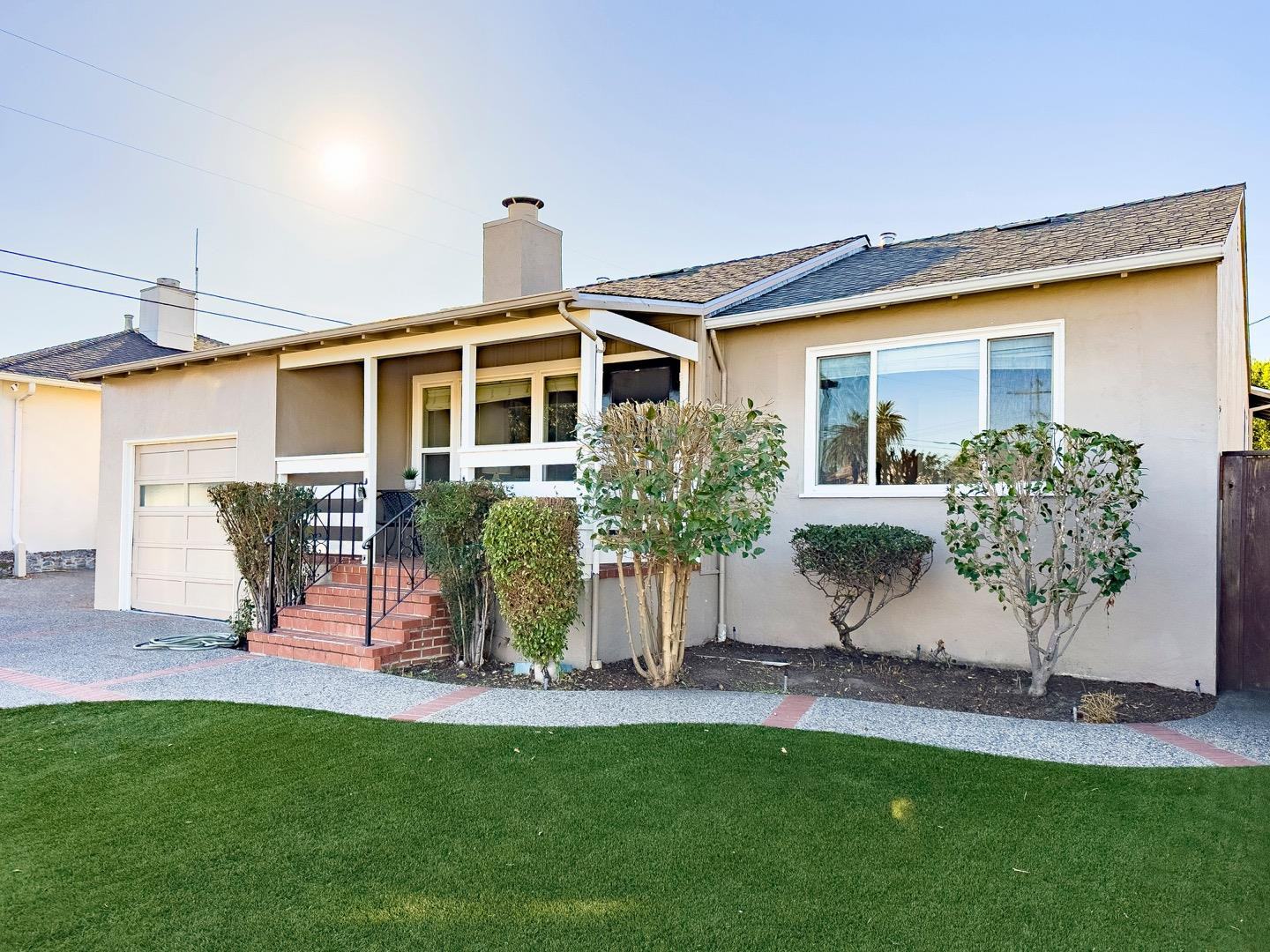 Real estate listings in SAN MATEO