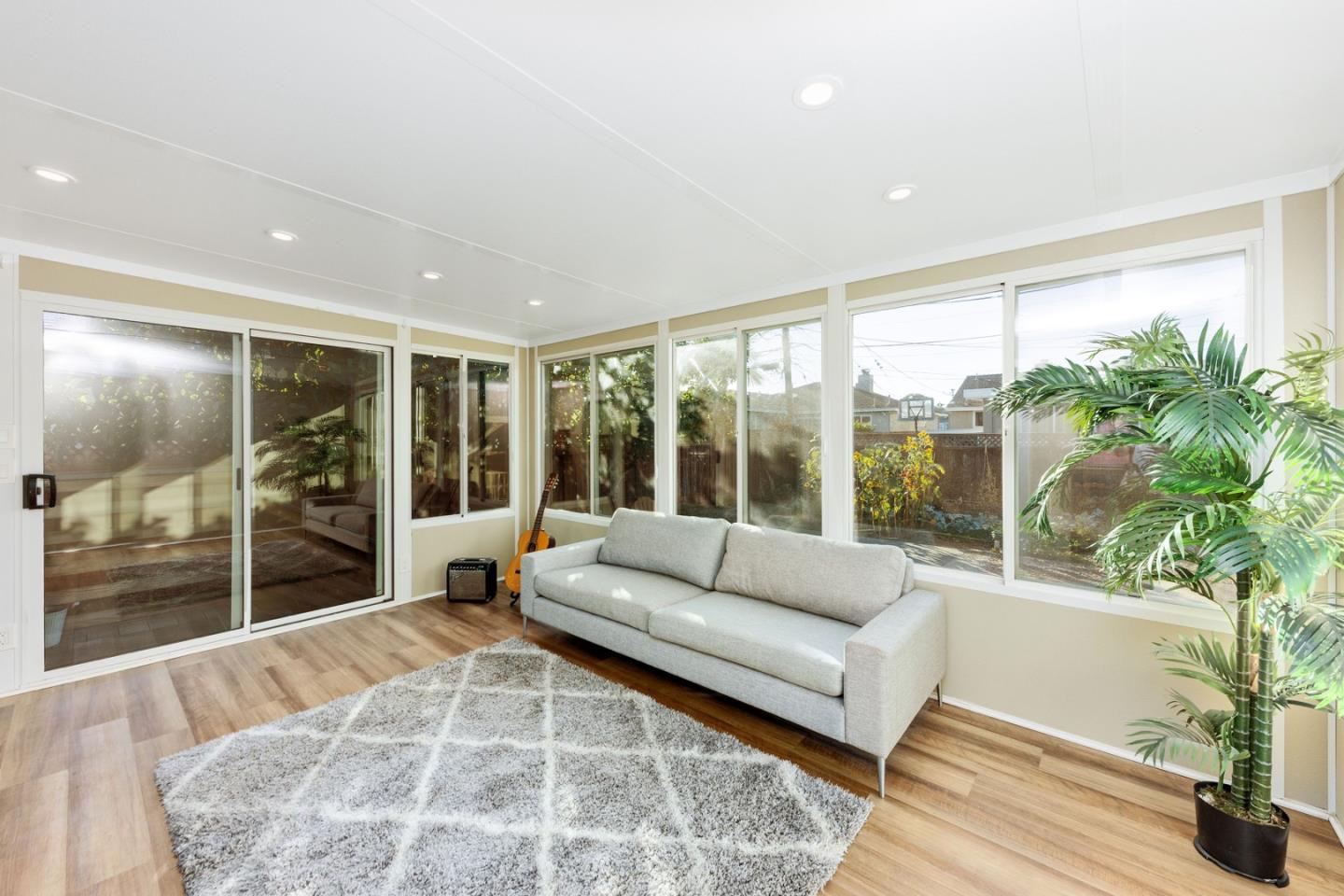 Real estate listings in SAN MATEO
