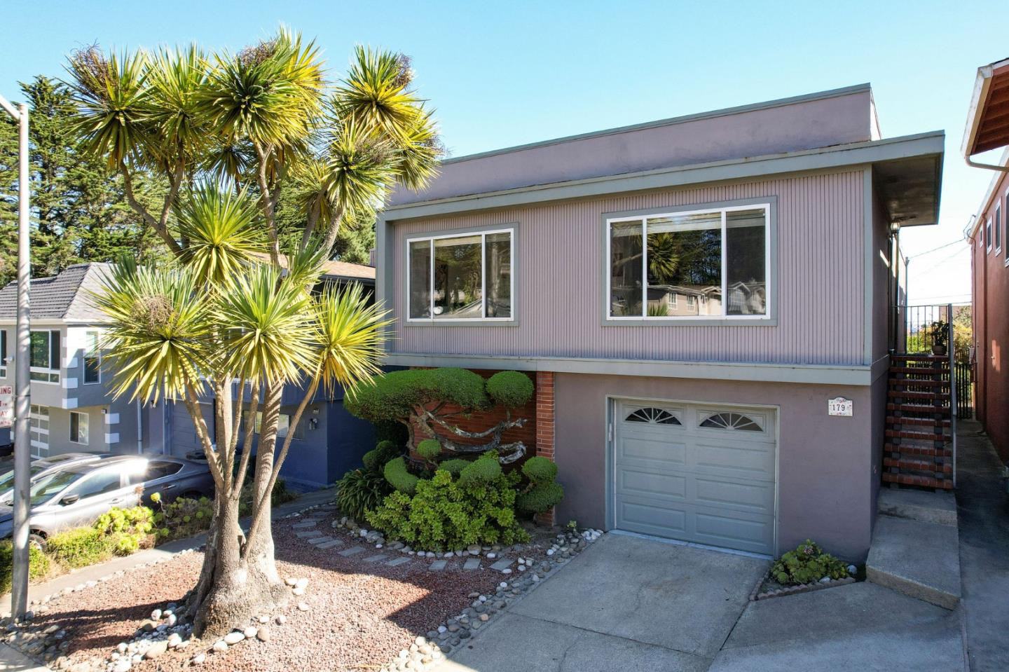Real estate listings in DALY CITY