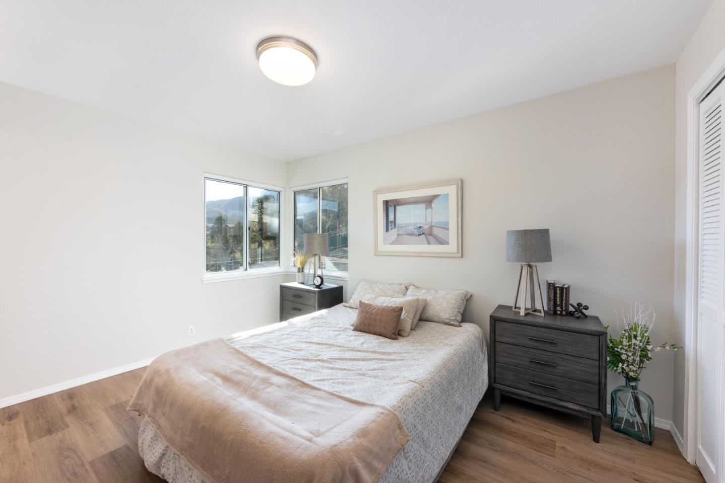Real estate listings in PACIFICA