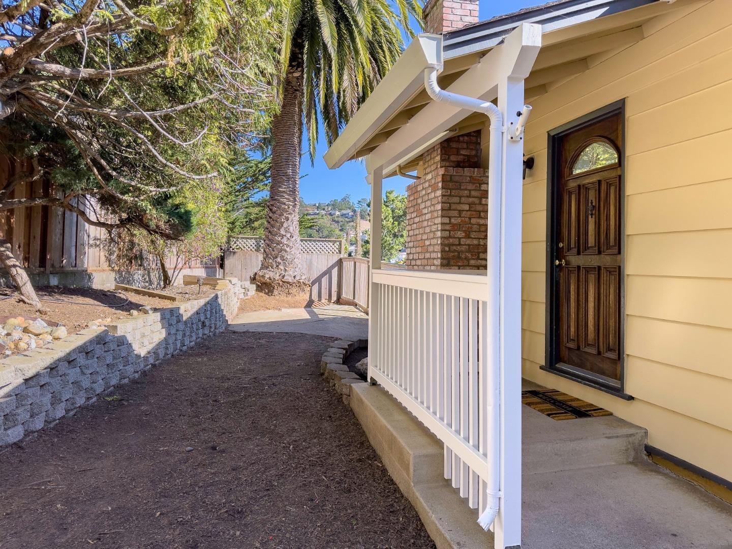 Real estate listings in PACIFICA