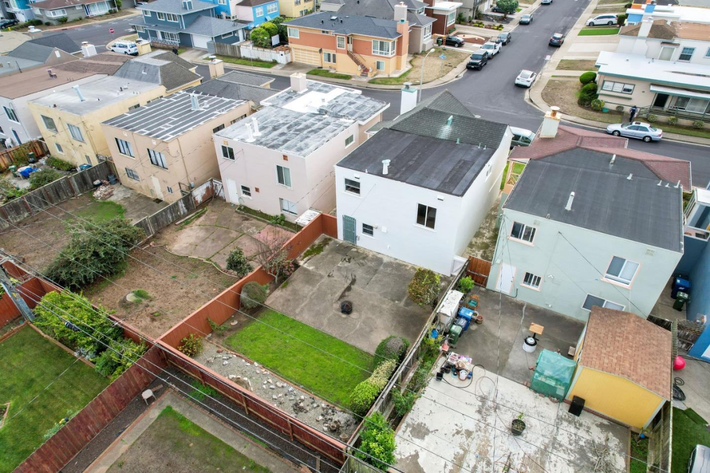 Real estate listings in DALY CITY