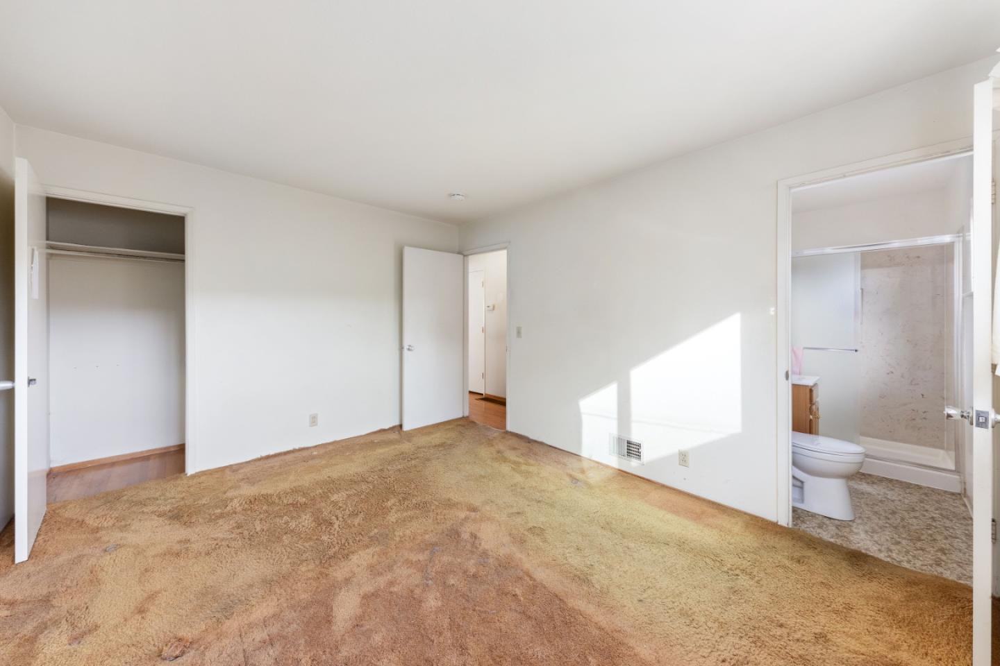 Real estate listings in PACIFICA