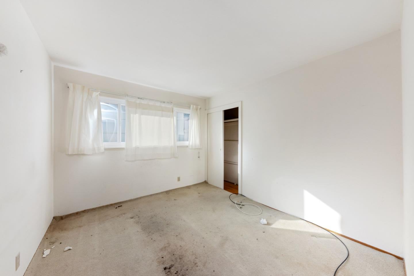 Real estate listings in PACIFICA