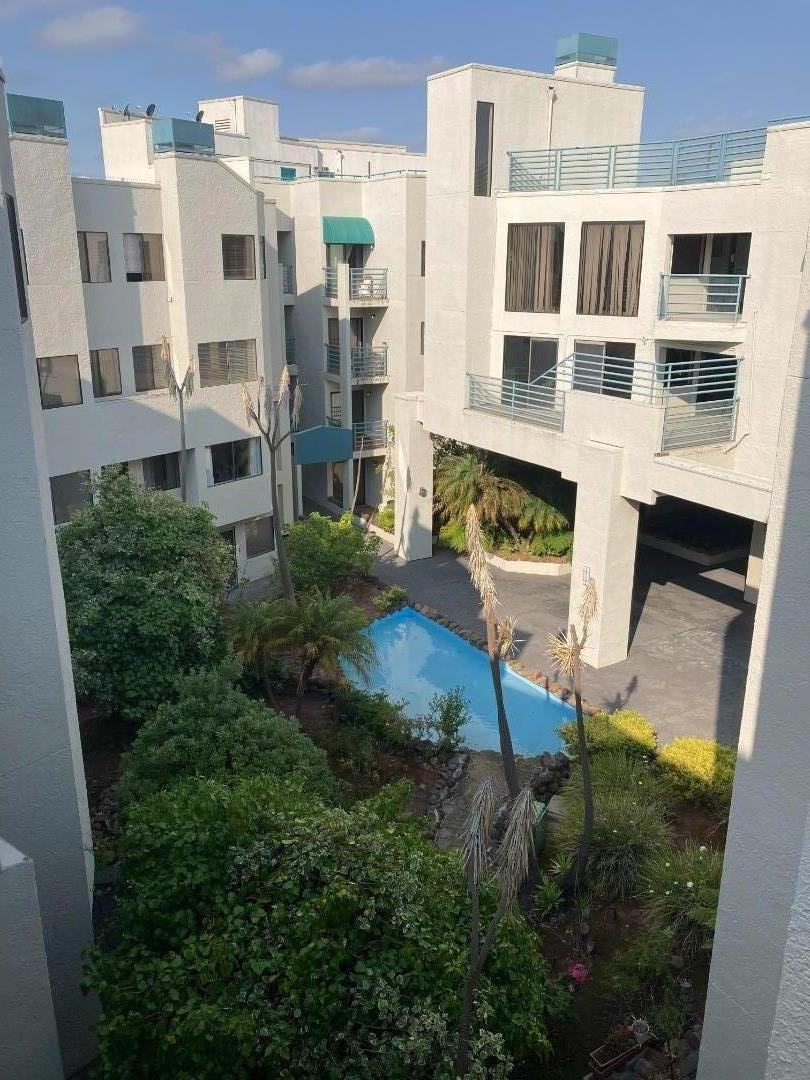 Real estate listings in SAN MATEO