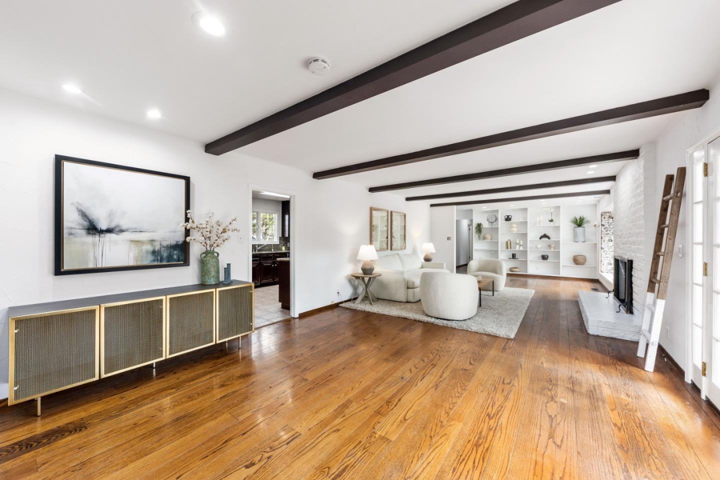 Property Listings in WOODSIDE