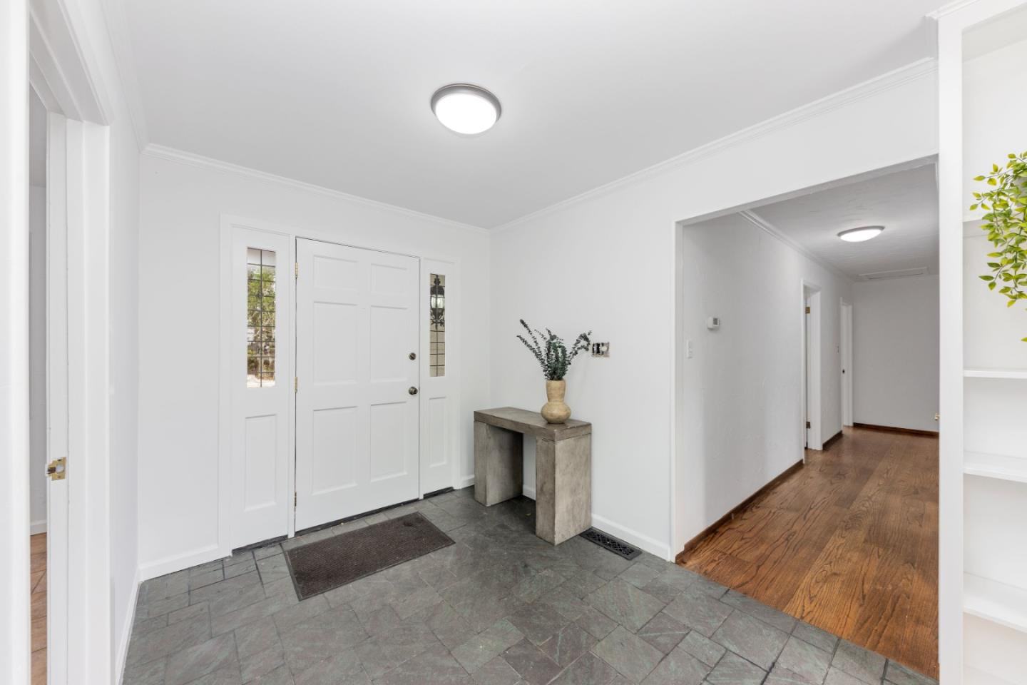 Real estate in WOODSIDE