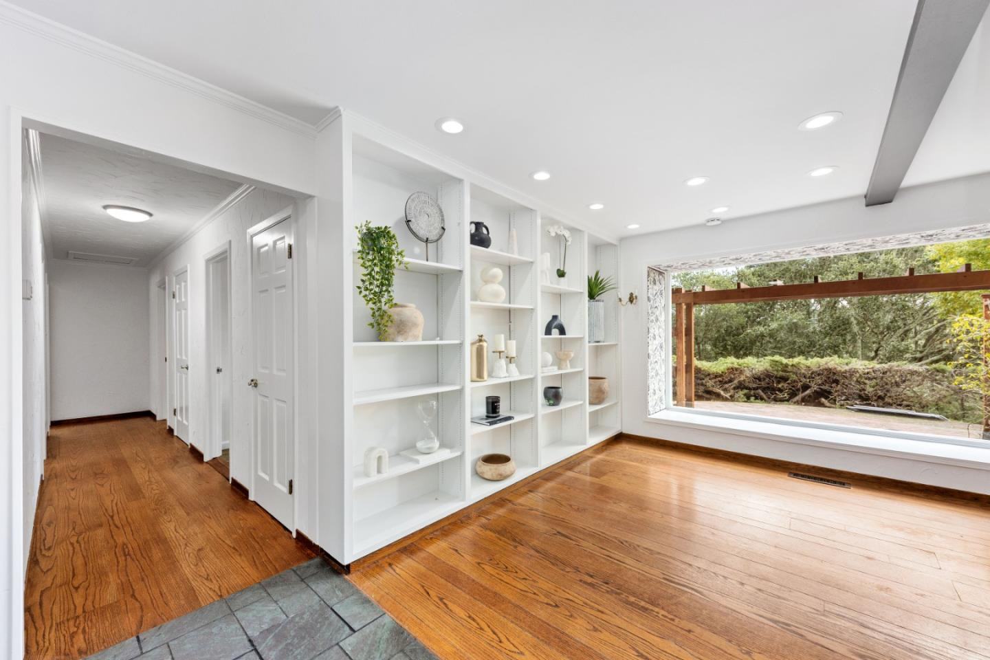 Property Listings in WOODSIDE