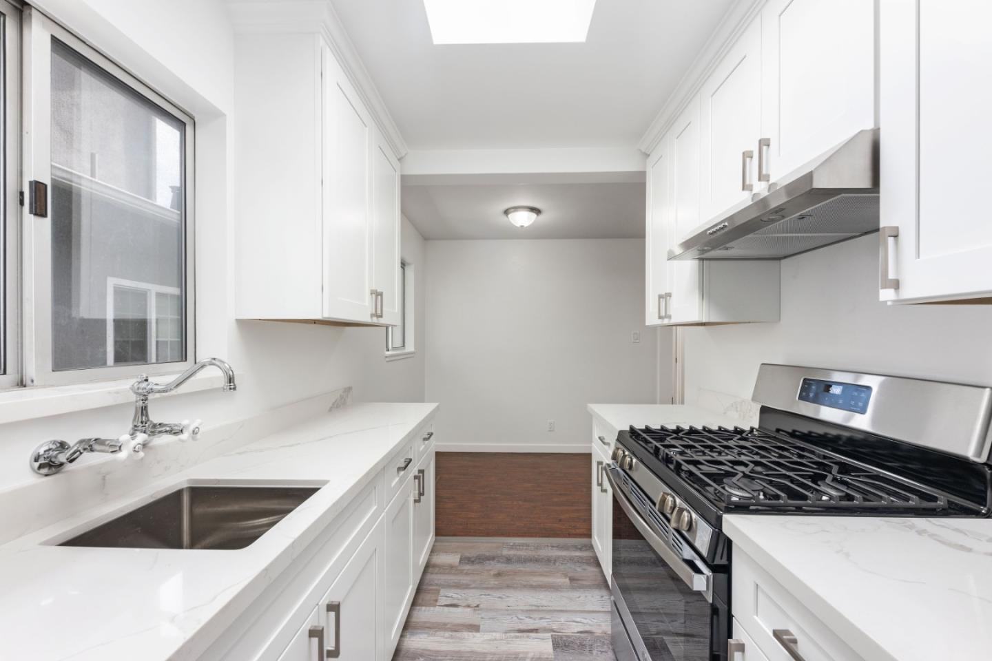 Property Listings in REDWOOD CITY