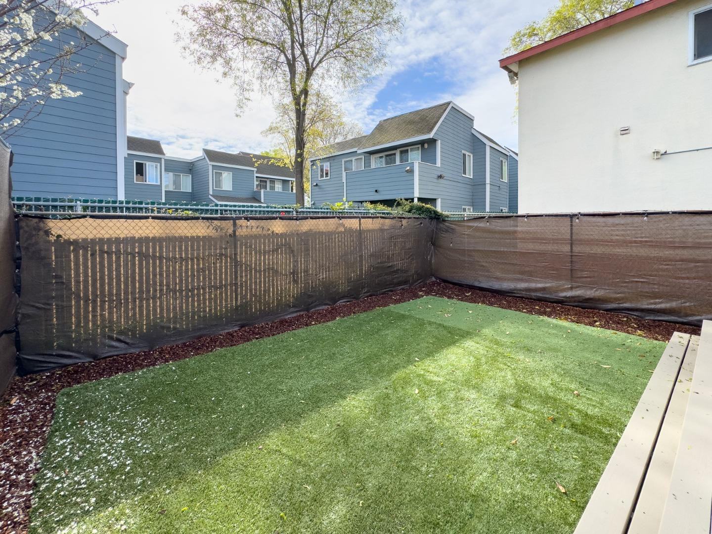 Real estate listings in REDWOOD CITY