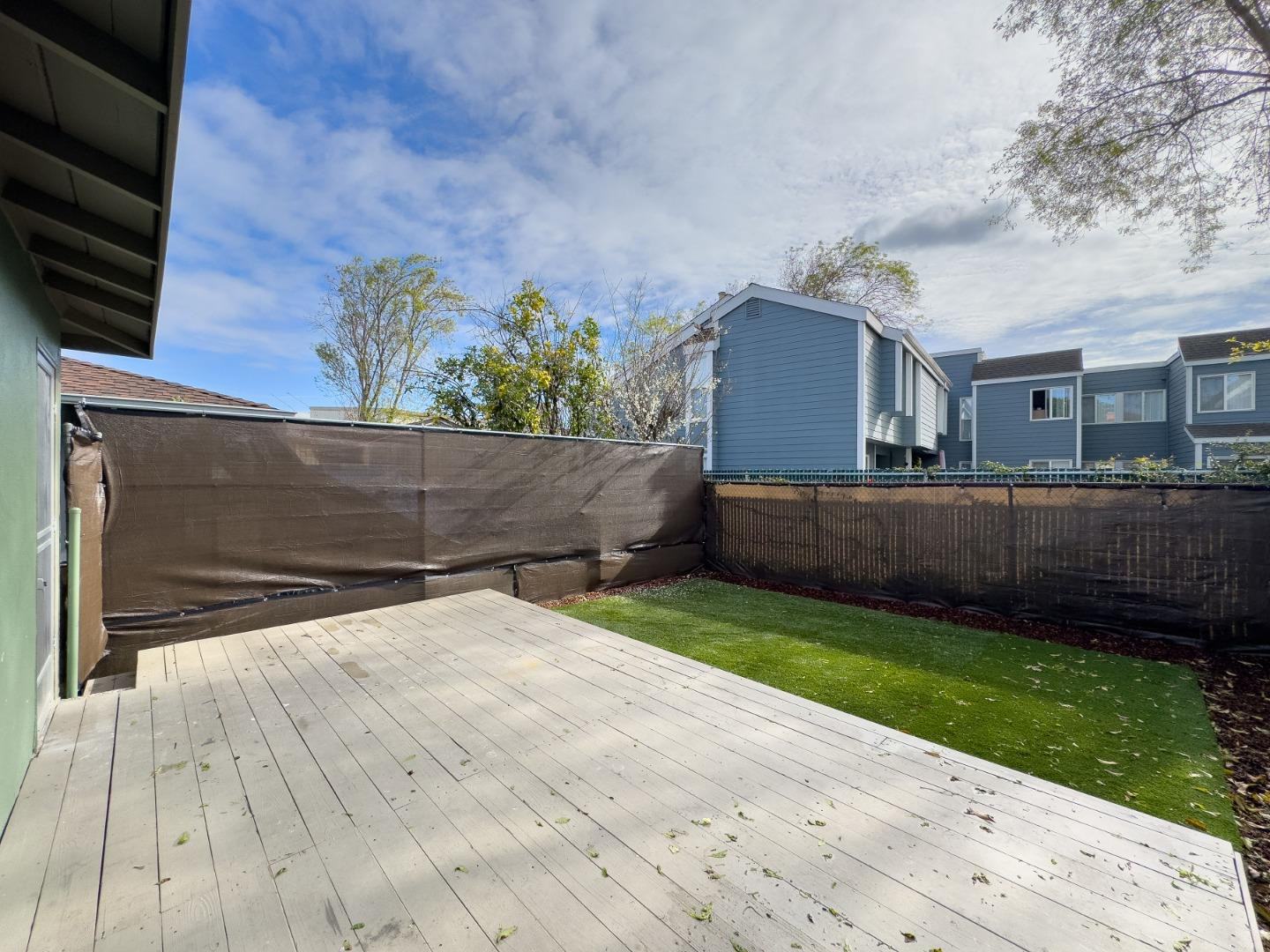 Real estate in REDWOOD CITY