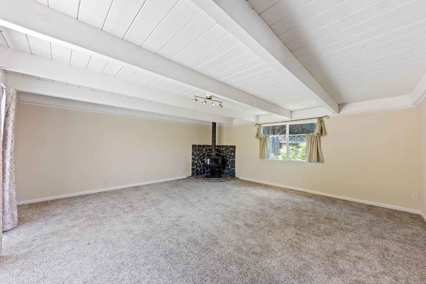 Real estate in Hayward