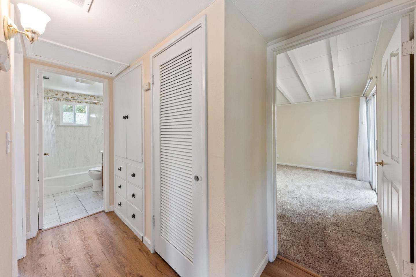 Real estate in Hayward