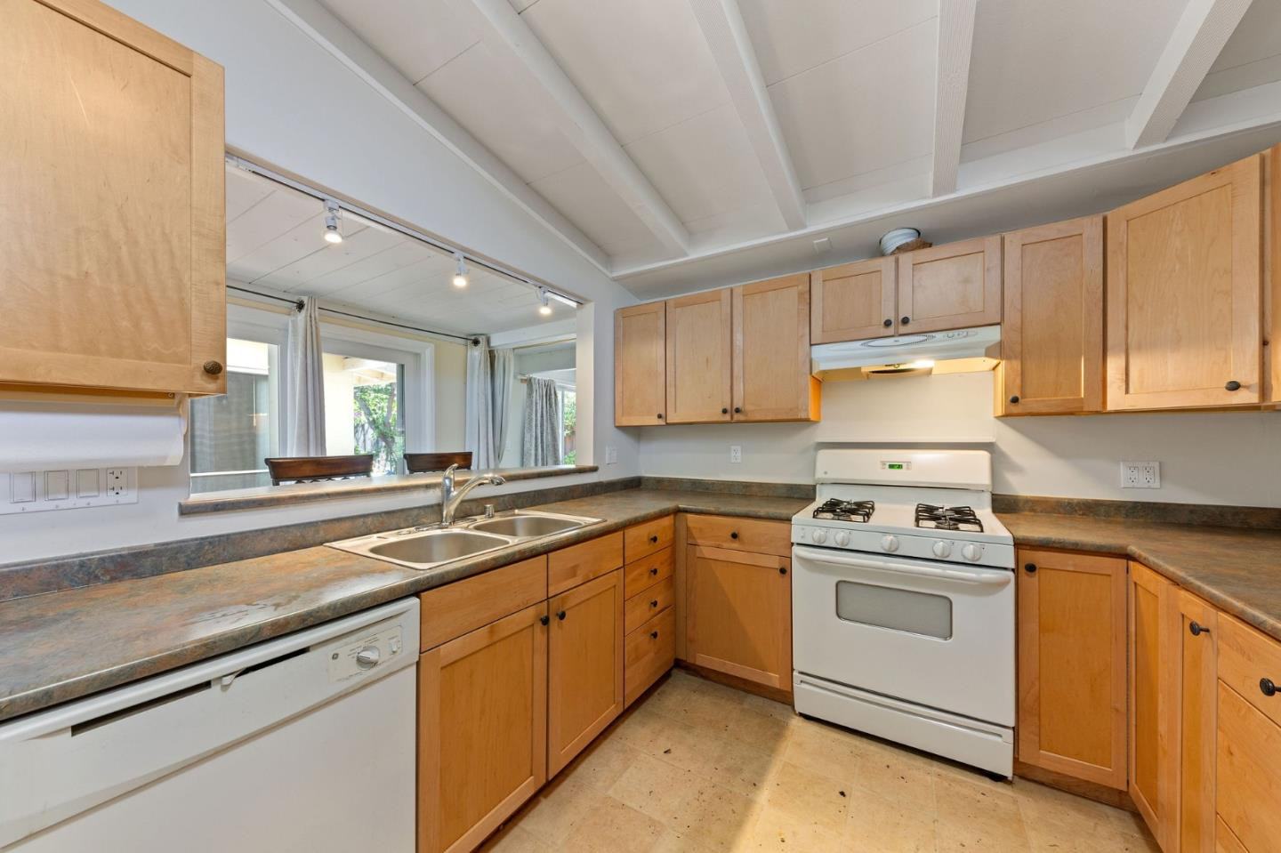 Real estate for sale in Hayward