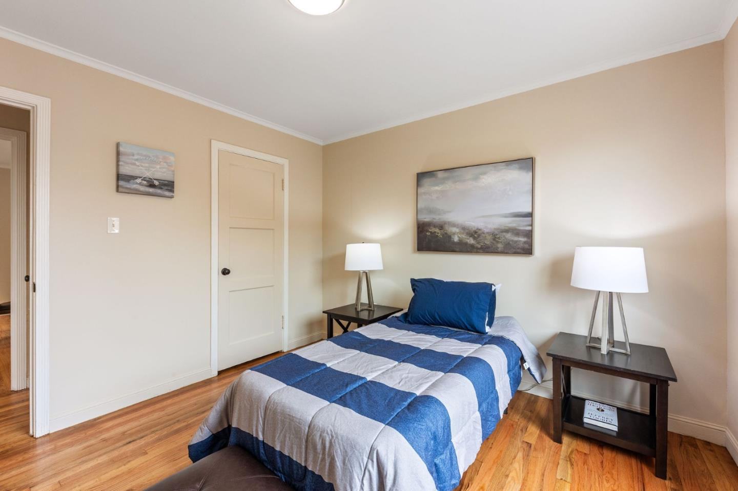 Real estate listings in Daly City