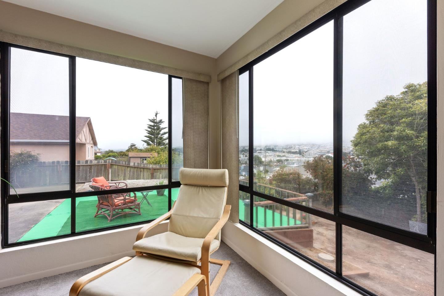Real estate listings in Daly City