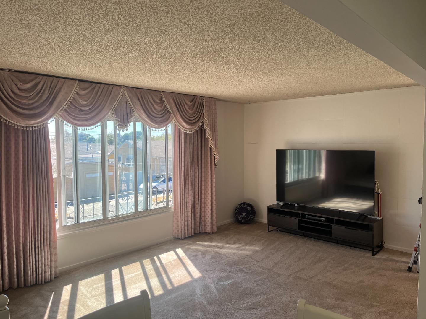 Real estate listings in SAN BRUNO