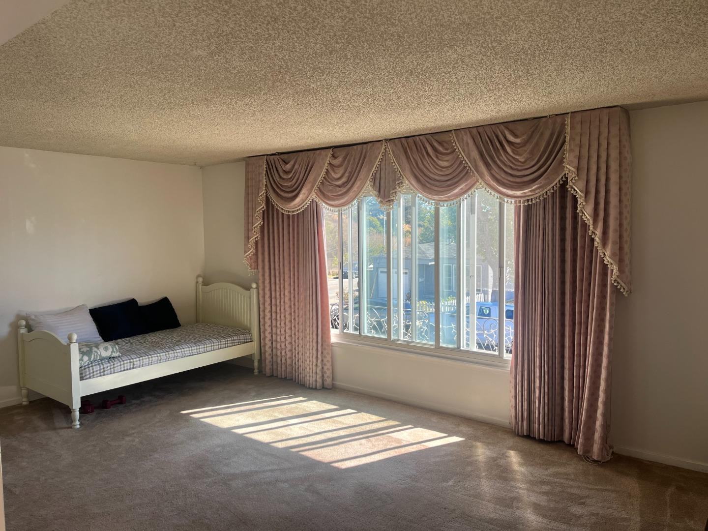 Real estate listings in SAN BRUNO