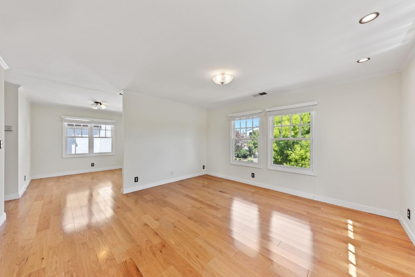 Property Listings in BURLINGAME