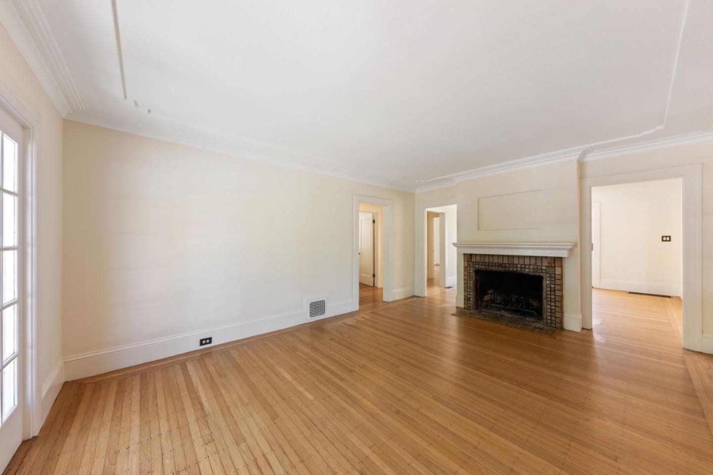 Real estate listings in BURLINGAME