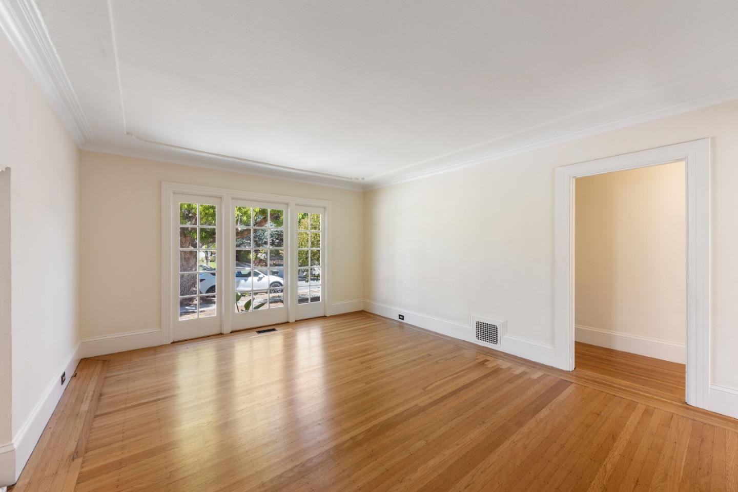 Real estate listings in BURLINGAME