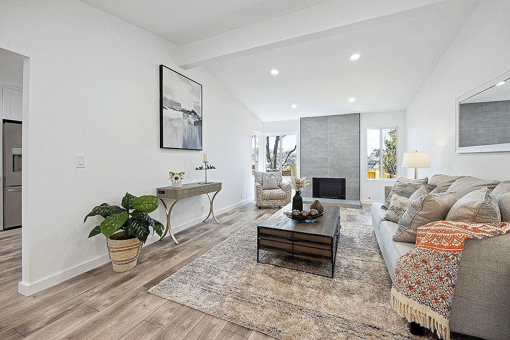 Real estate listings in South San Francisco