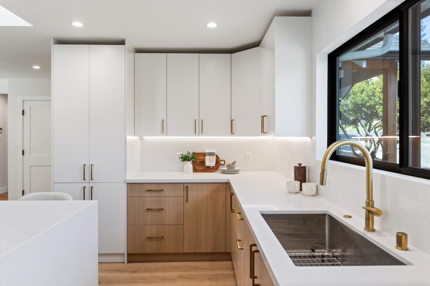 Property Listings in REDWOOD CITY