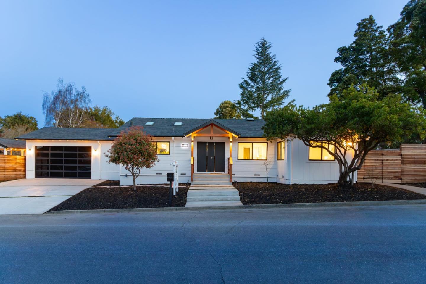 Real estate in REDWOOD CITY