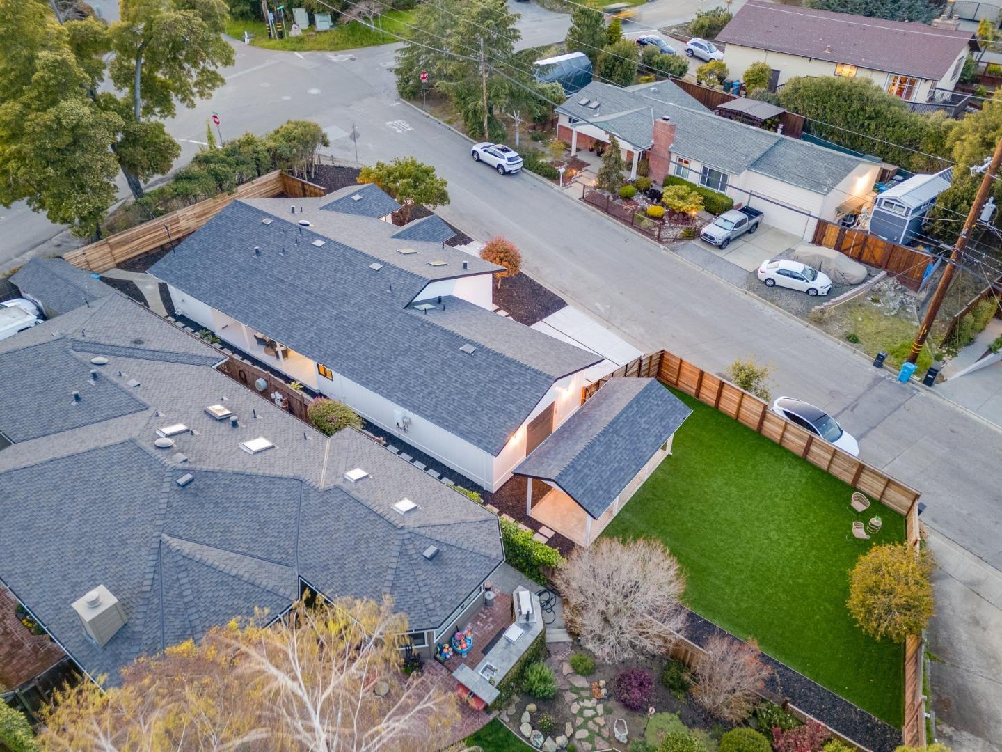 Property Listings in REDWOOD CITY