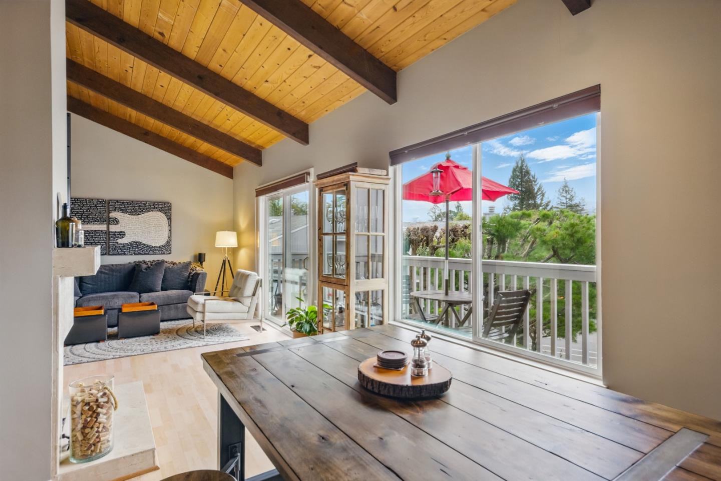 Real estate listings in Kentfield