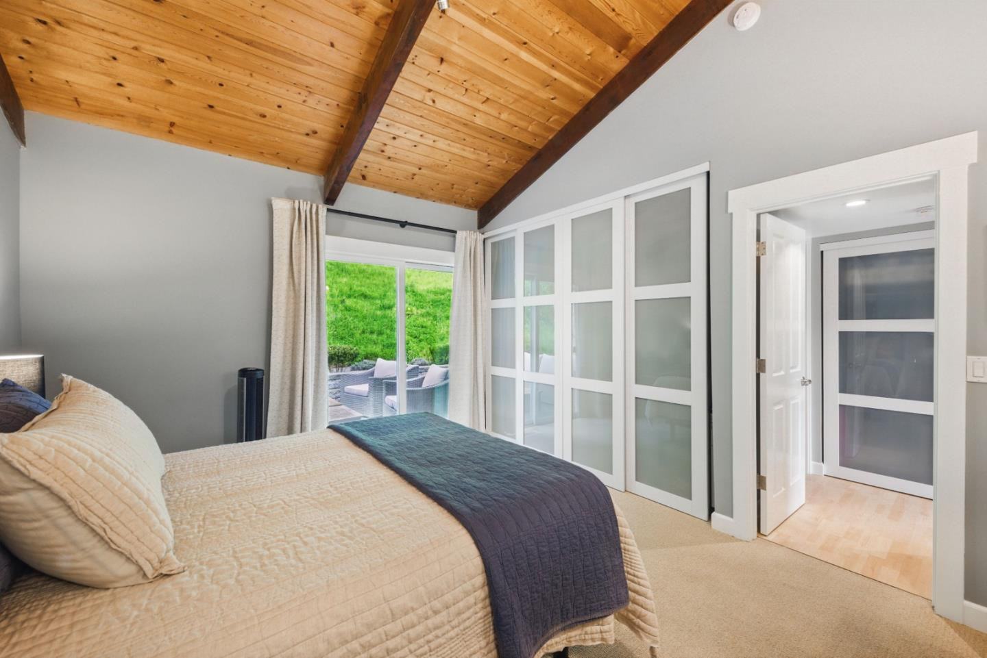 Real estate listings in Kentfield