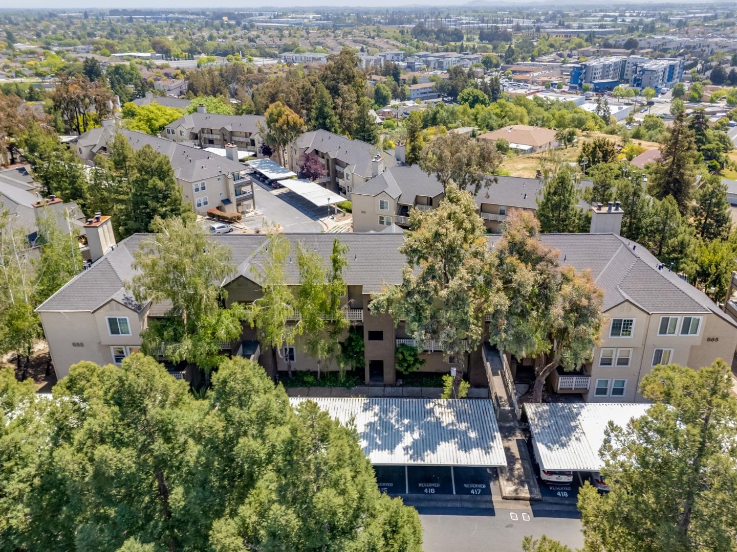 Property Listings in Hayward