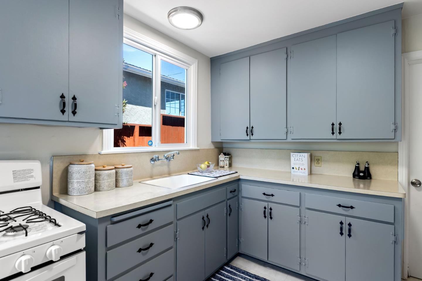 Property Listings in MILLBRAE